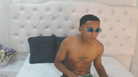 keiner_vasquez online show from September 2025 07:25:01 PM