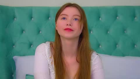 Keira online show from September 2025 06:08:02 PM