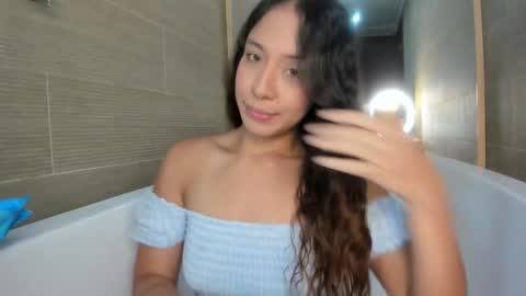 keiry_gonzalez11_aws online show from October 2025 02:47:02 AM