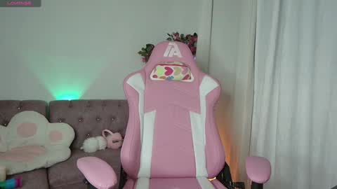   online show from January 2025 10:52:01 PM