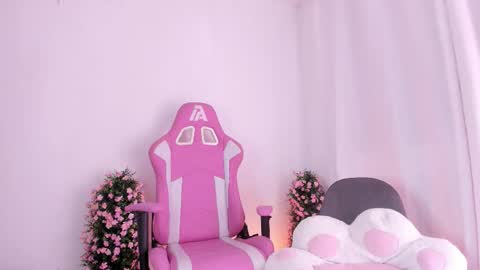   online show from October 2025 12:31:01 AM