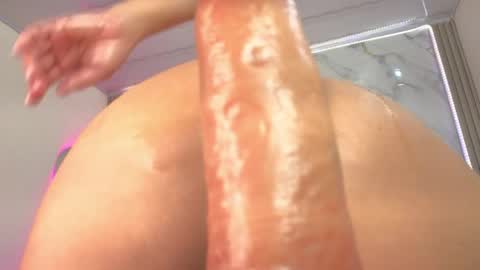 Keisy  online show from June 2026 02:30:02 PM