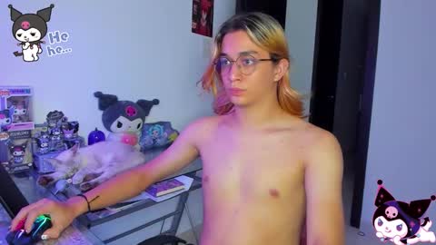 Snapshot of keita_moon chatting on October 2025 09:46:02 PM Keita moon online show from October 2025 09:46:02 PM