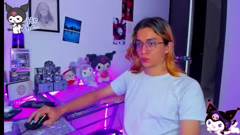 Keita moon online show from December 2025 04:24:02 PM