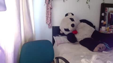 Snapshot of keity_russo03 chatting on May 2026 09:23:01 PM annie rosse16 online show from May 2026 09:23:01 PM