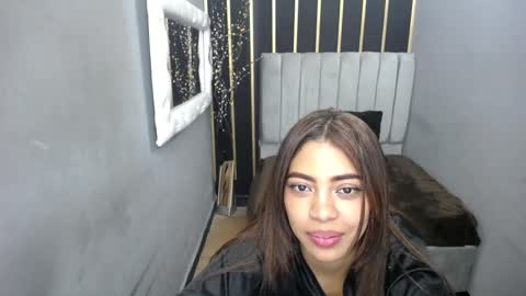  K E I Z Y  online show from December 2024 07:55:01 PM