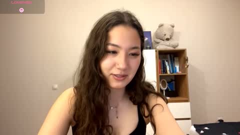 Kely online show from November 2025 12:03:01 PM