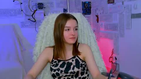 Snapshot of kelliebanshe chatting on June 2026 04:56:01 AM kelliebanshe online show from June 2026 04:56:01 AM