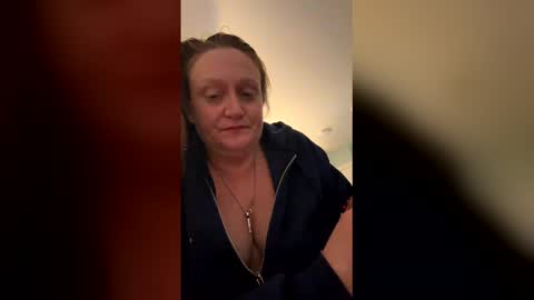 kellilyn10 online show from March 2026 08:51:02 AM