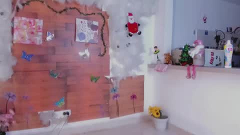 kelly__thomson online show from December 2024 09:41:01 PM