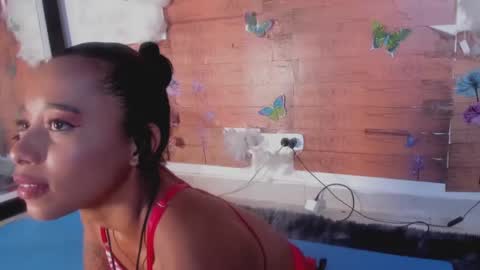 kelly__thomson online show from December 2024 12:15:02 AM