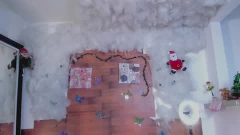 kelly__thomson online show from December 2024 04:13:01 AM