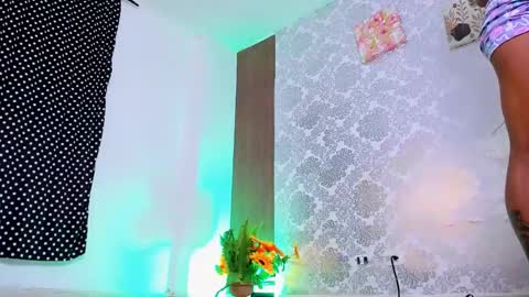 kelly__thomson online show from November 2025 11:14:02 PM