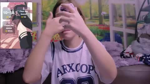 Kelly online show from December 2025 03:35:01 AM