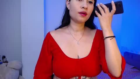 elena online show from February 2025 11:32:02 PM