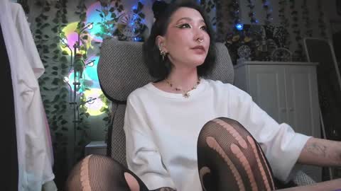 Snapshot of kellyasian chatting on December 2024 05:59:02 AM Leia online show from December 2024 05:59:02 AM