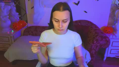 Im Kelly online show from October 2025 12:30:02 PM