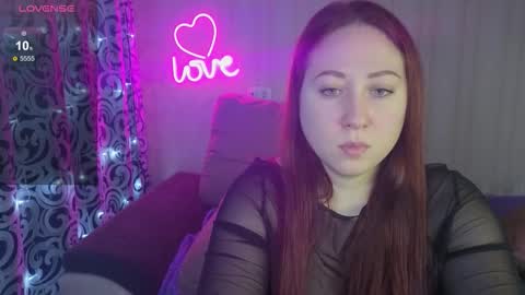 kellycrystall online show from December 2025 08:43:01 AM