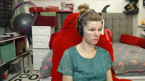 kelly online show from January 2025 02:43:01 AM