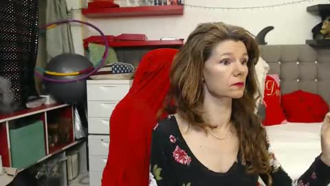 kelly online show from February 2025 01:21:01 AM