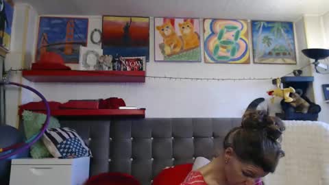 kelly online show from February 2025 07:01:02 AM