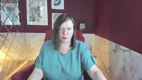 Kelly online show from September 2025 08:22:02 PM