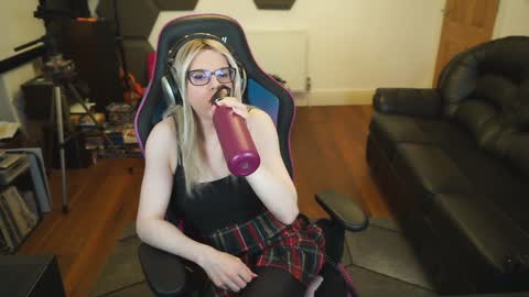 kelseycobalt online show from December 2024 09:46:01 PM