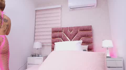 kemdall lopez online show from January 2026 02:59:01 AM