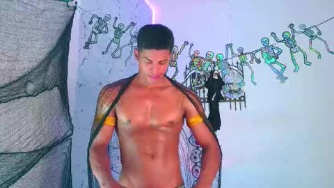 ken__owensx online show from October 2025 02:48:01 PM