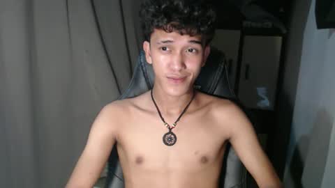 Snapshot of ken_bigcockxx chatting on October 2025 09:45:01 AM Ken online show from October 2025 09:45:01 AM