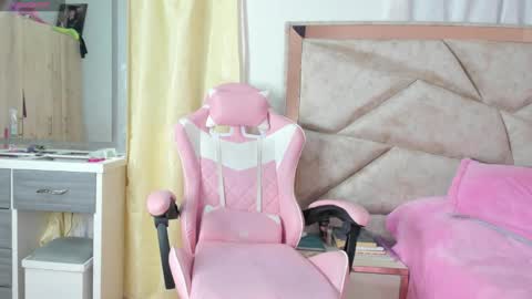 Snapshot of kendal_hot1 chatting on October 2025 06:29:01 PM Aleja3 online show from October 2025 06:29:01 PM