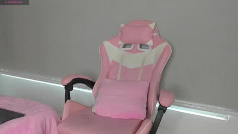 Snapshot of kendal_hot1 chatting on November 2025 11:44:02 AM Aleja3 online show from November 2025 11:44:02 AM