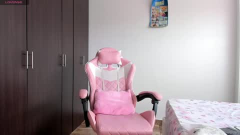 Aleja3 online show from March 2026 07:05:01 PM