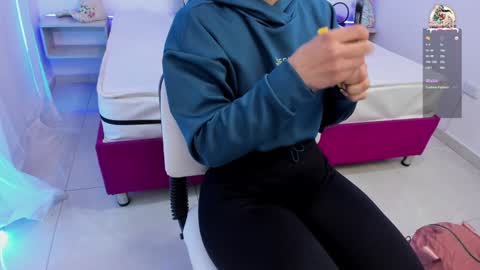 kendal_jhonsson online show from December 2024 11:47:01 AM