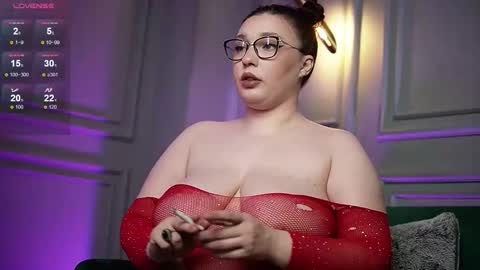  Kendal  online show from October 2025 08:18:02 PM