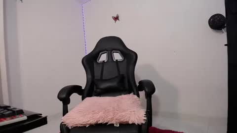 kendall  INSTAGRAM  alice vargas04 online show from February 2026 09:10:01 PM