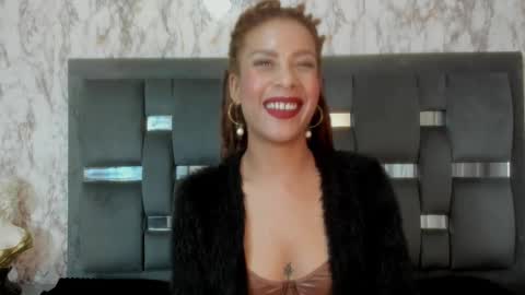 Kendall online show from March 2025 05:51:01 AM