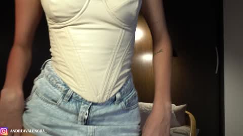 Andrea online show from January 2025 03:47:01 AM