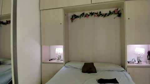 Kendal online show from April 2026 12:26:02 PM