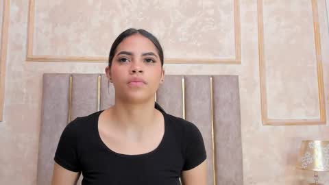 kendallstoone online show from January 2026 11:58:01 AM