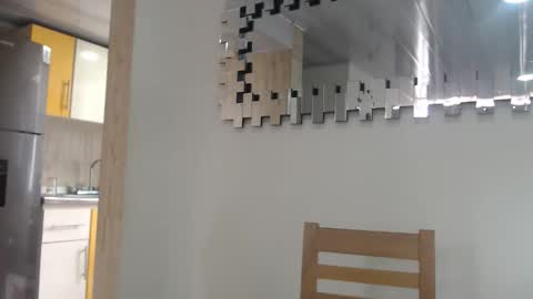 Kendall online show from April 2026 06:10:01 PM