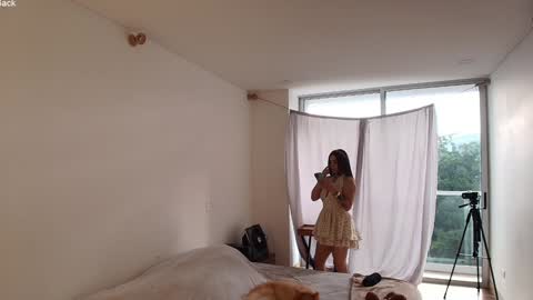 kendall online show from February 2026 08:10:01 PM