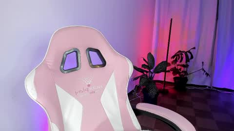 Kendall online show from March 2026 08:21:02 PM