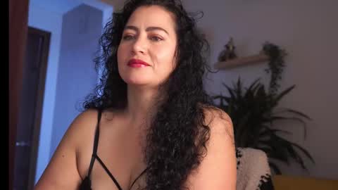 Snapshot of kendally_ chatting on December 2025 12:22:01 PM kendally_ online show from December 2025 12:22:01 PM