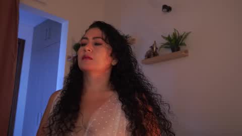 Snapshot of kendally_ chatting on January 2026 12:18:01 PM kendally_ online show from January 2026 12:18:01 PM