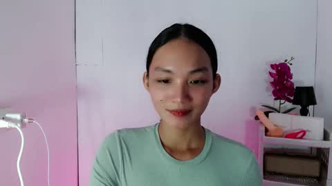 Snapshot of kendalsexslut_ chatting on November 2025 06:30:01 PM KENDAL online show from November 2025 06:30:01 PM