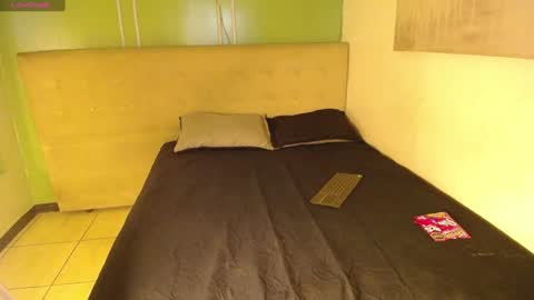 Kendalsx online show from January 2025 07:38:02 PM