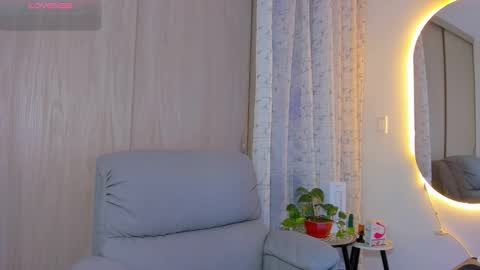 Snapshot of kendel_dimitri chatting on November 2025 06:03:01 AM kendel_dimitri online show from November 2025 06:03:01 AM