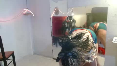 Snapshot of kendra_lust_69 chatting on June 2026 09:45:01 AM kendra_lust_69 online show from June 2026 09:45:01 AM