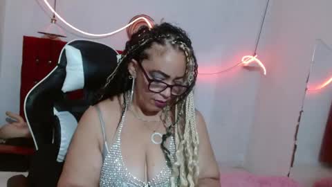 Snapshot of kendra_lust_69 chatting on June 2026 03:46:01 AM kendra_lust_69 online show from June 2026 03:46:01 AM